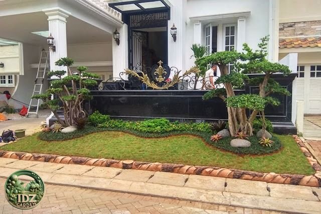 Cara Menata Taman Tropis agar Rimbun tetapi Tetap Rapi