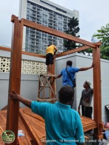 Foto hasil kerja Gazebo Jati 2.5 x 2.5