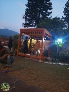 Foto hasil kerja Pemasangan Pergola Kayu Jati di Puncak Bogor