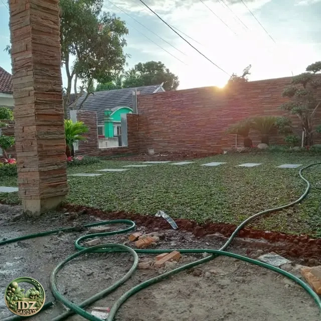 Pembuatan Taman dan Pemasangan Rumput Tangerang
