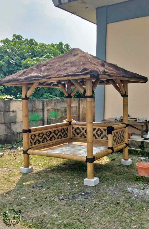Saung 2x2 Atap Ijuk