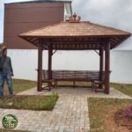 Gazebo kayu kelapa model bangku